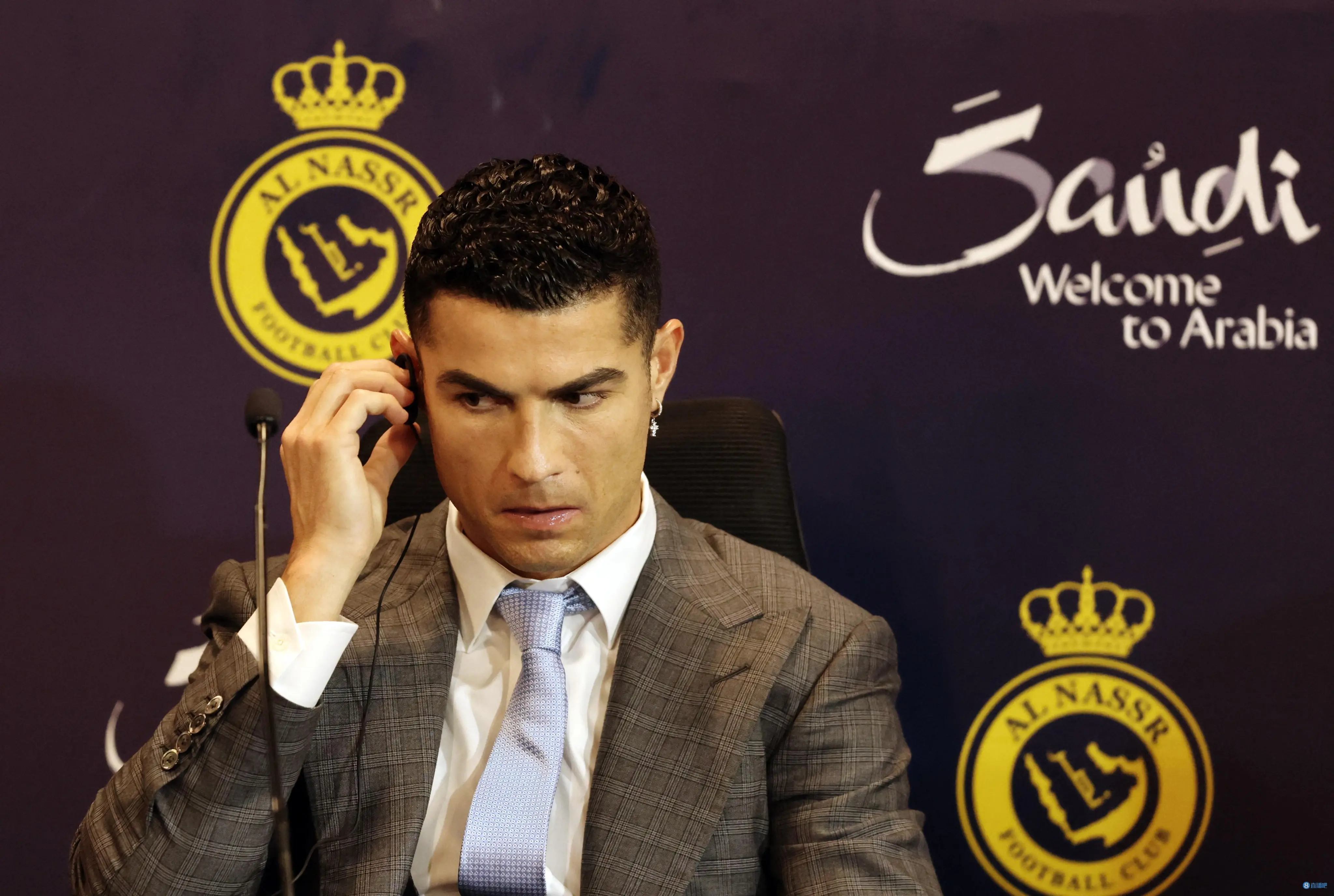 كريستيانو يغيب عن مباراة النصر الحاسمة أمام الاتحاد! عيد ميلاده الـ41 لكنه غاضب من عمليات الصندوق السيادي، لا إصابة ولا مشكلة لياقة!